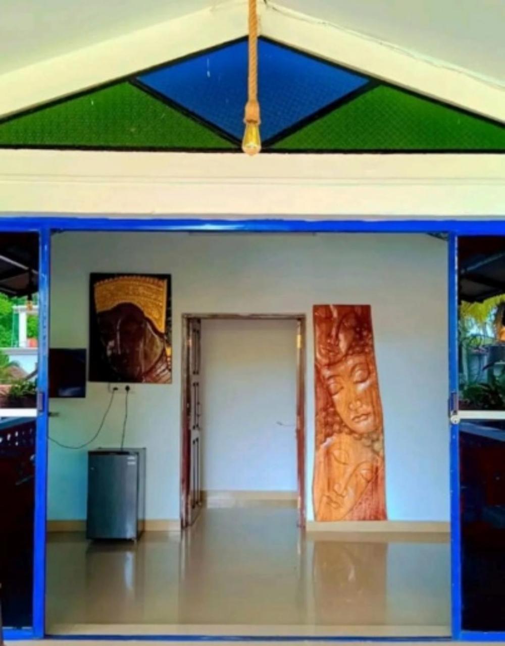 Curlies Blue House Villa Анджуна Екстериор снимка